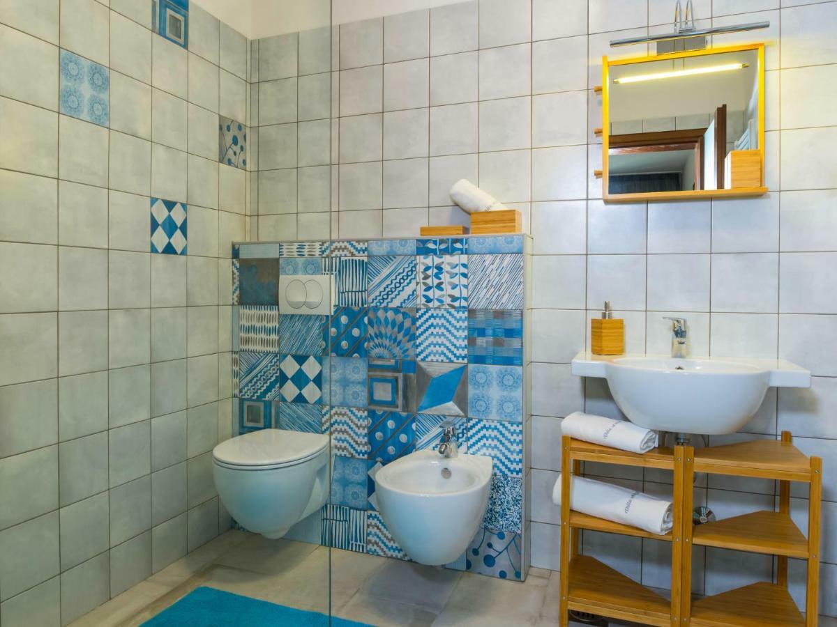 Villa A-R-T Koromačno Exteriör bild